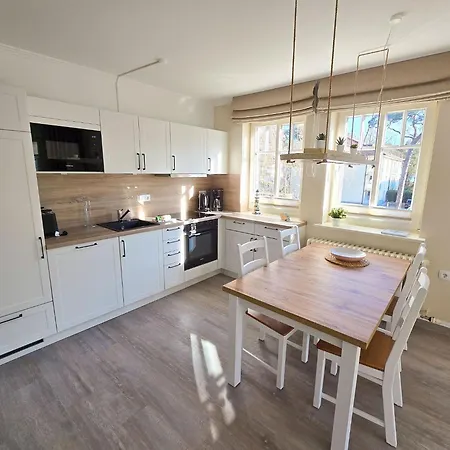 Dünenpark - Komfortplus Mit 1 Schlafzimmer Und Balkon Im Obergeschoss 302 Apartamento Binz